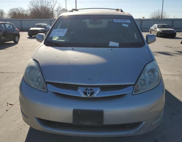 5TDBK22C57S000878 - 2007 TOYOTA SIENNA XLE GRAY photo 5