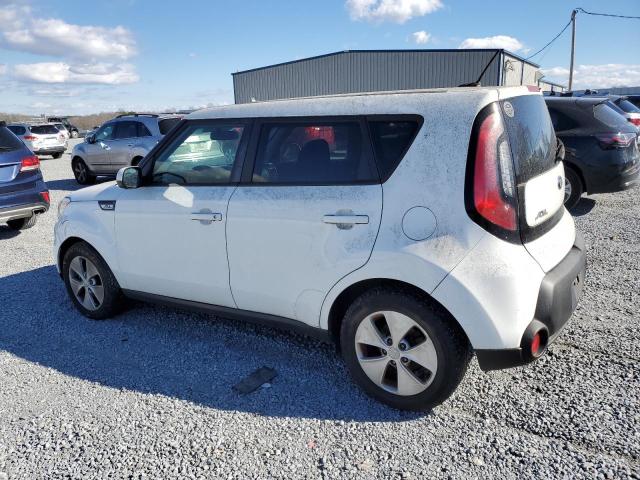 KNDJN2A29G7850065 - 2016 KIA SOUL WHITE photo 2