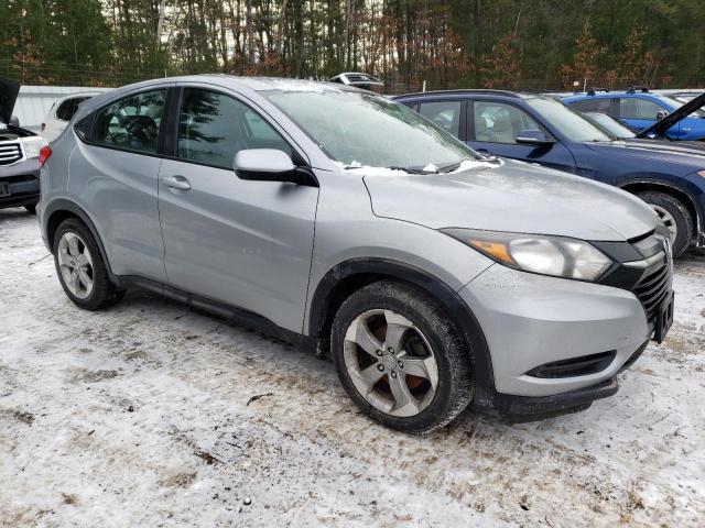 3CZRU6H32HM732646 - 2017 HONDA HR-V LX SILVER photo 4