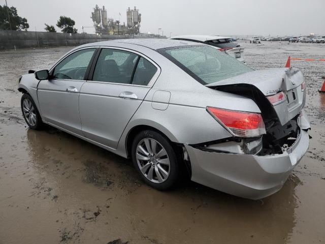 1HGCP3F88CA018172 - 2012 HONDA ACCORD EXL SILVER photo 2