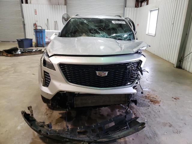 1GYFZER44KF180760 - 2019 CADILLAC XT4 SPORT SILVER photo 5