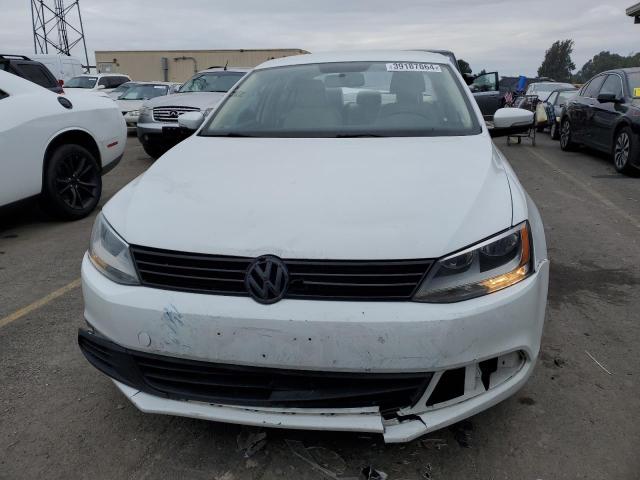 3VWD17AJ9EM419495 - 2014 VOLKSWAGEN JETTA SE WHITE photo 5