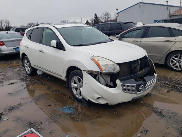 JN8AS5MV2BW291588 - 2011 NISSAN ROGUE S WHITE photo 4