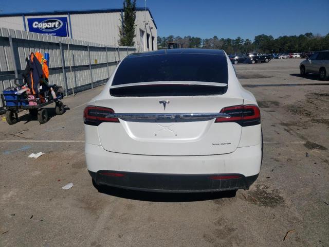 5YJXCAE20KF204033 - 2019 TESLA MODEL X WHITE photo 6