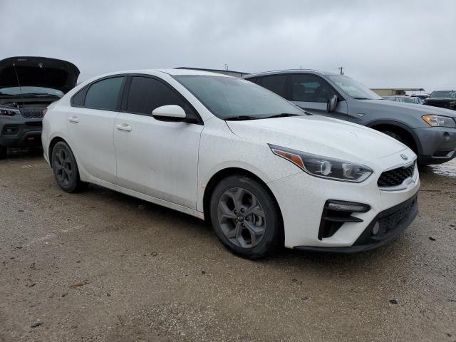 3KPF24ADXKE101800 - 2019 KIA FORTE FE WHITE photo 4