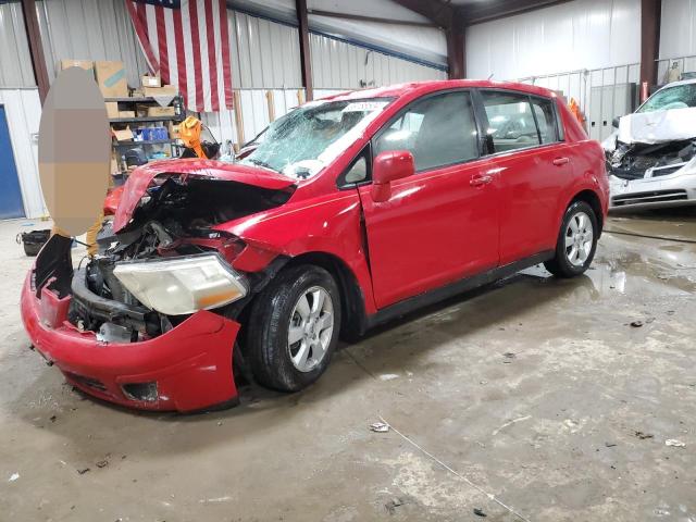 3N1BC13E67L457201 - 2007 NISSAN VERSA S RED photo 1