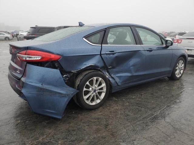 3FA6P0HD8KR172430 - 2019 FORD FUSION SE BLUE photo 3