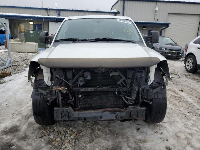 1N6AA0CC5BN307657 - 2011 NISSAN TITAN S WHITE photo 5