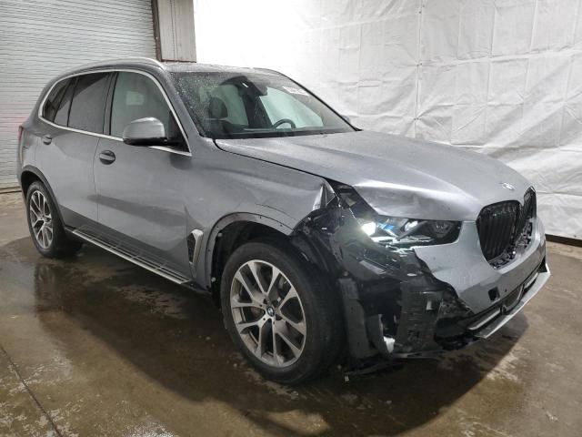 5UX23EU06R9S21309 - 2024 BMW X5 XDRIVE40I GRAY photo 4