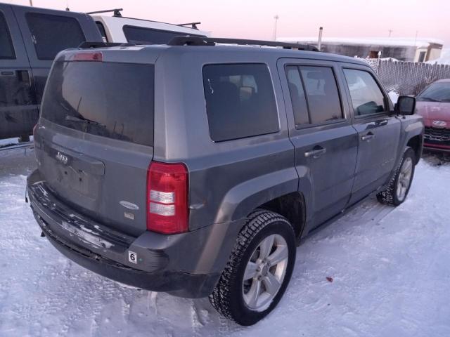 1C4NJRFB1ED528663 - 2014 JEEP PATRIOT LATITUDE GRAY photo 3