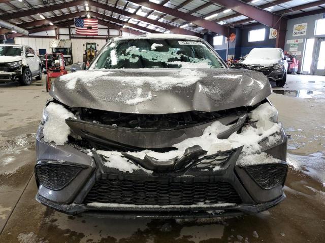 4T1G11AK7PU147447 - 2023 TOYOTA CAMRY SE NIGHT SHADE GRAY photo 5