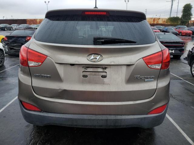 KM8JU3AC5BU208014 - 2011 HYUNDAI TUCSON GLS GRAY photo 6