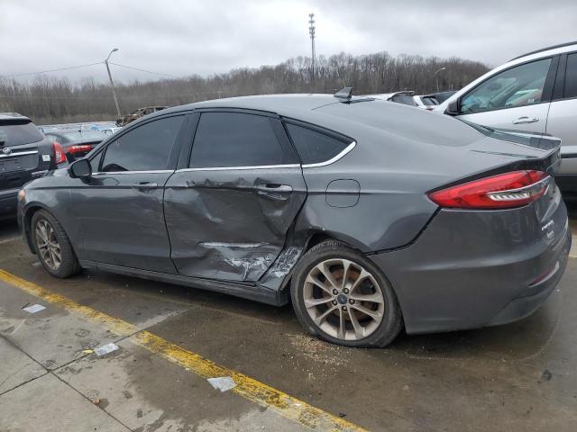 3FA6P0HD7KR166229 - 2019 FORD FUSION SE GRAY photo 2