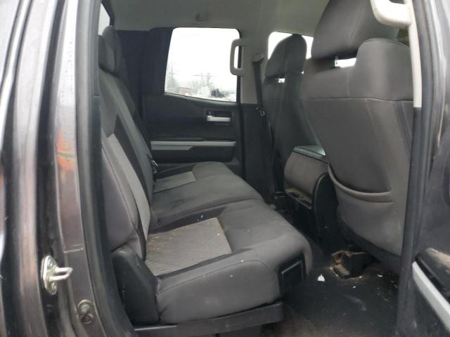 5TFUM5F16GX067206 - 2016 TOYOTA TUNDRA DOUBLE CAB SR/SR5 GRAY photo 10