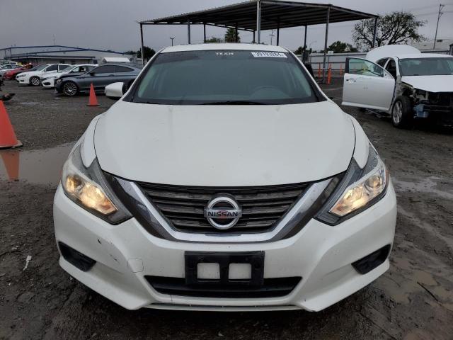 1N4AL3AP6GC143638 - 2016 NISSAN ALTIMA 2.5 WHITE photo 5