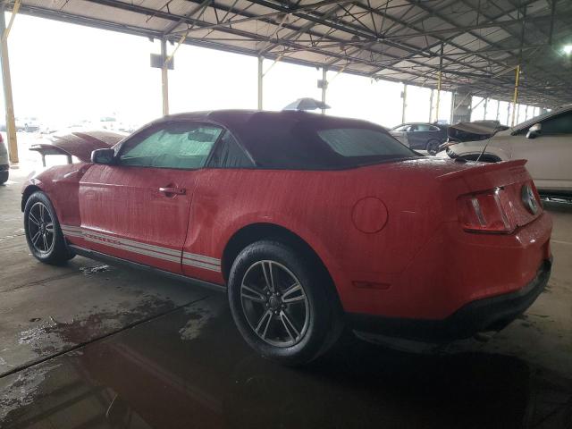 1ZVBP8EM7C5286366 - 2012 FORD MUSTANG RED photo 2