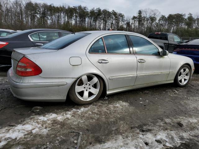 WDBUF65J64A434166 - 2004 MERCEDES-BENZ E 320 SILVER photo 3