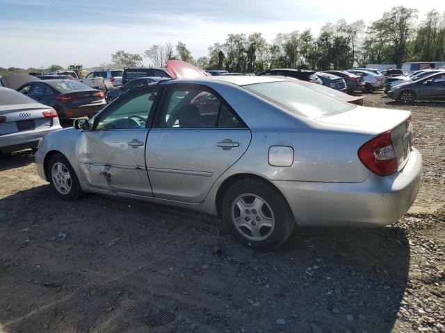 4T1BF32KX2U513786 - 2002 TOYOTA CAMRY LE SILVER photo 2