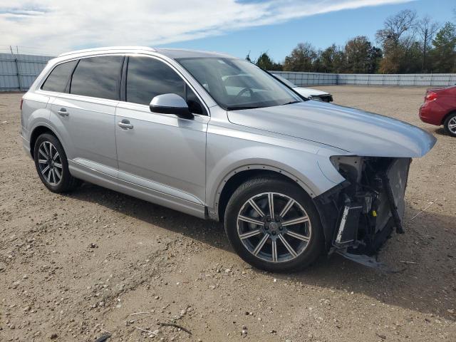 WA1VAAF7XHD030022 - 2017 AUDI Q7 PRESTIGE SILVER photo 4