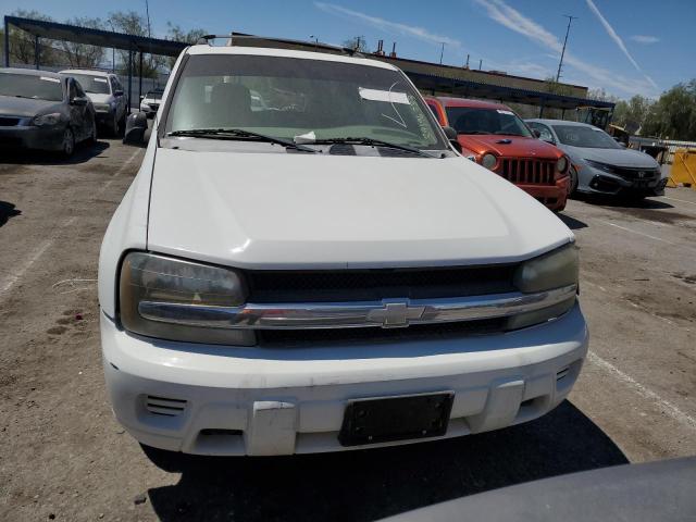 1GNDT13S152264424 - 2005 CHEVROLET TRAILBLAZE LS WHITE photo 5