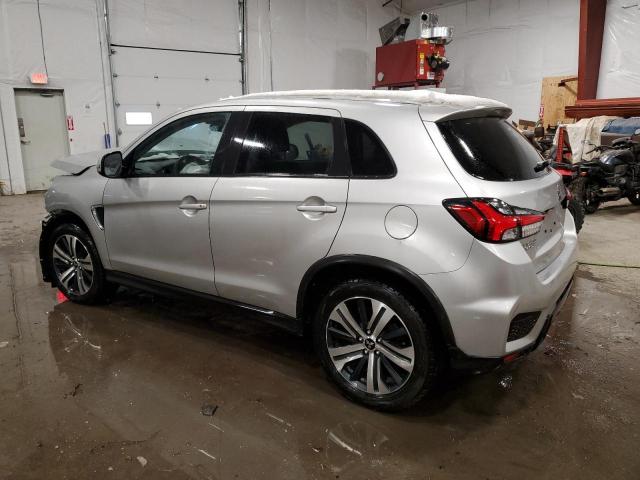 JA4ARUAU5MU030106 - 2021 MITSUBISHI OUTLANDER ES SILVER photo 2