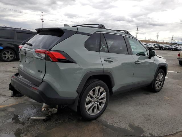 2T3C1RFV5NW227639 - 2022 TOYOTA RAV4 XLE PREMIUM GRAY photo 3