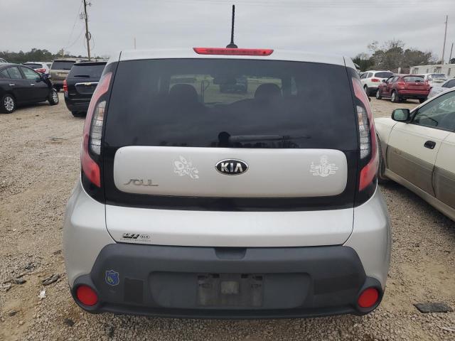 KNDJN2A22G7851316 - 2016 KIA SOUL SILVER photo 6