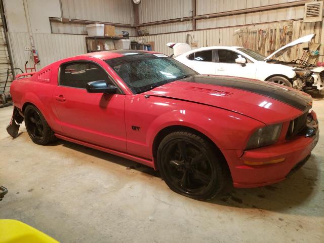 1ZVFT82H565257196 - 2006 FORD MUSTANG GT RED photo 4