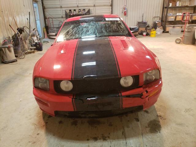 1ZVFT82H565257196 - 2006 FORD MUSTANG GT RED photo 5