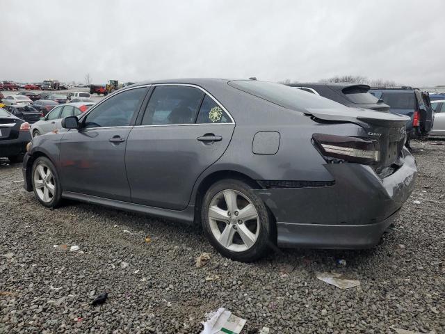 4T1BK3EKXAU108579 - 2010 TOYOTA CAMRY SE GRAY photo 2