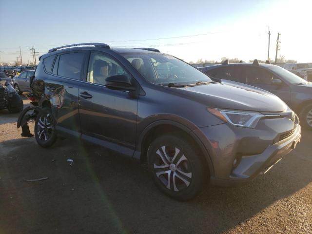 JTMBFREV3JJ252997 - 2018 TOYOTA RAV4 LE GRAY photo 4