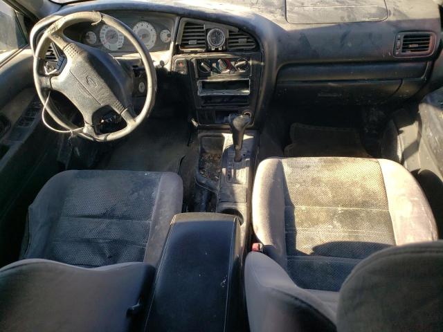 JN8DR07X51W504072 - 2001 NISSAN PATHFINDER LE SILVER photo 8