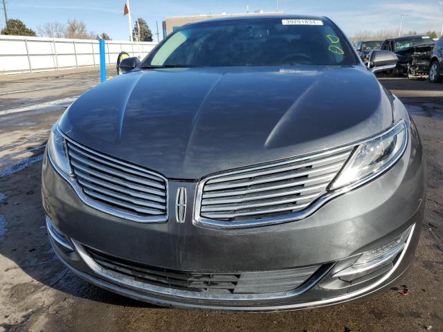 3LN6L2JK0GR603517 - 2016 LINCOLN MKZ CHARCOAL photo 5