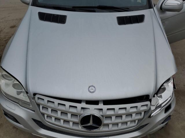 4JGBB8GB0AA594895 - 2010 MERCEDES-BENZ ML 350 4MATIC SILVER photo 12