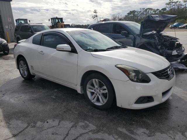 1N4AL2EPXBC175067 - 2011 NISSAN ALTIMA S WHITE photo 4