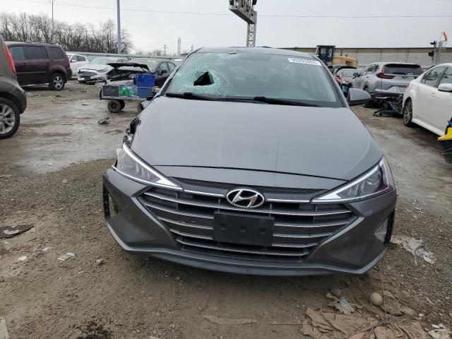 5NPD74LF2KH440263 - 2019 HYUNDAI ELANTRA SE GRAY photo 5