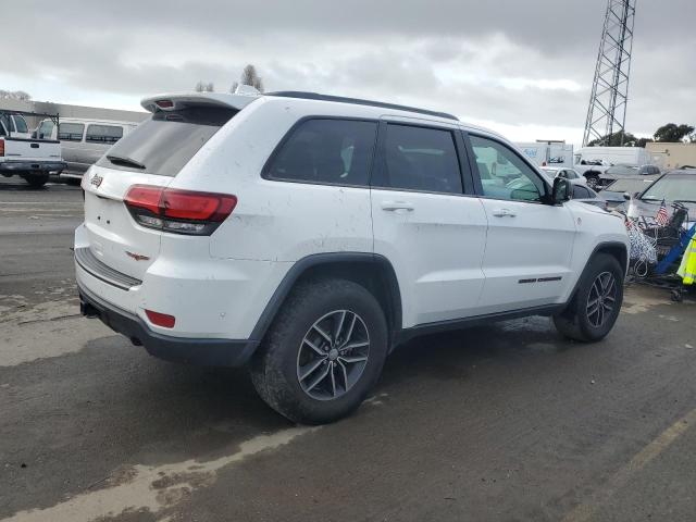 1C4RJFLT1JC344210 - 2018 JEEP GRAND CHER TRAILHAWK WHITE photo 3