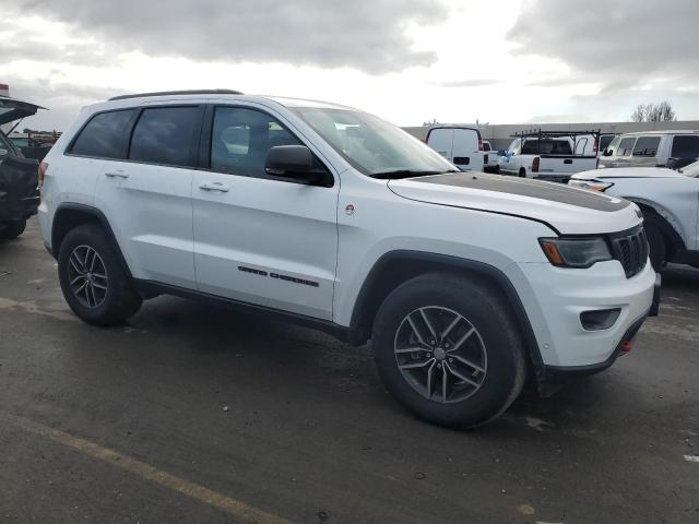 1C4RJFLT1JC344210 - 2018 JEEP GRAND CHER TRAILHAWK WHITE photo 4