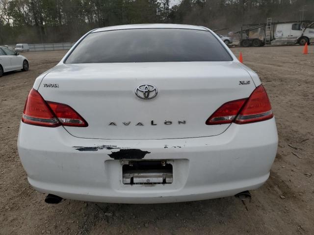 4T1BK36B86U113088 - 2006 TOYOTA AVALON XL WHITE photo 6