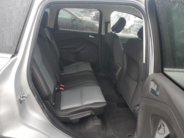 1FMCU9GD0JUD57358 - 2018 FORD ESCAPE SE SILVER photo 11