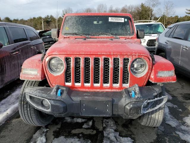1C4JJXP64NW275220 - 2022 JEEP WRANGLER U SAHARA 4XE RED photo 5