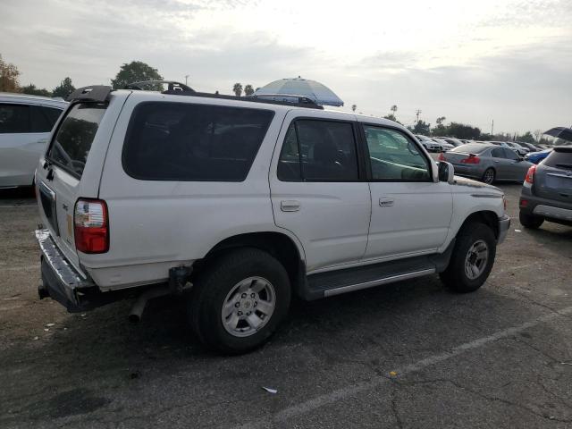 JT3GN86R820243888 - 2002 TOYOTA 4RUNNER SR5 WHITE photo 3