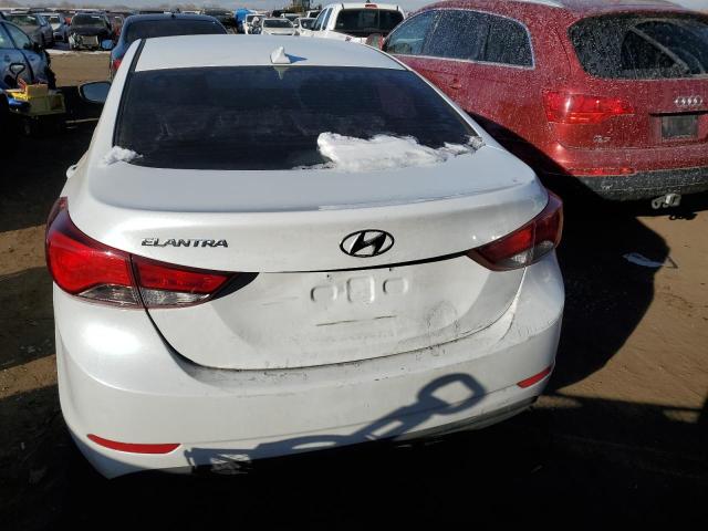 5NPDH4AE3GH690884 - 2016 HYUNDAI ELANTRA SE WHITE photo 6