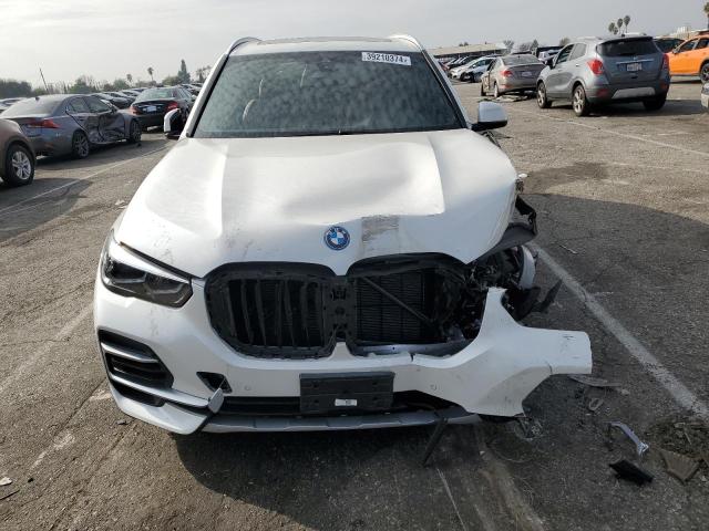 5UXTA6C02P9R27773 - 2023 BMW X5 XDRIVE45E WHITE photo 5