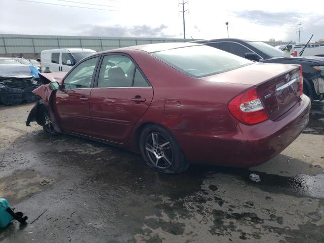 4T1BE30K82U581509 - 2002 TOYOTA CAMRY LE BURGUNDY photo 2