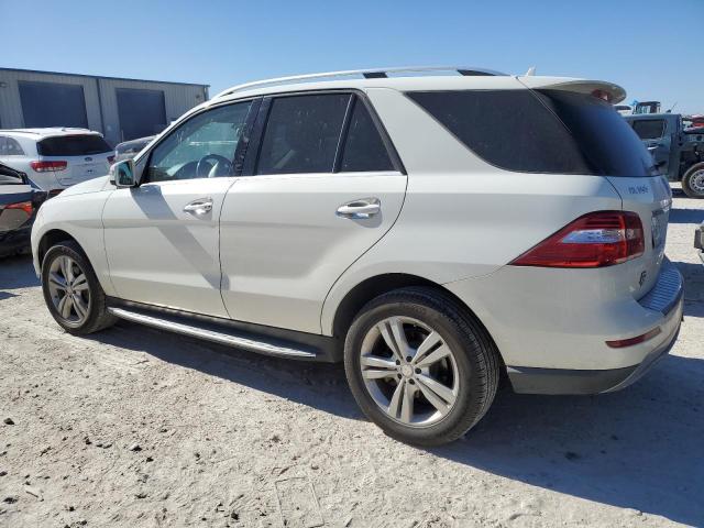 4JGDA5HB5DA238391 - 2013 MERCEDES-BENZ ML 350 4MATIC WHITE photo 2