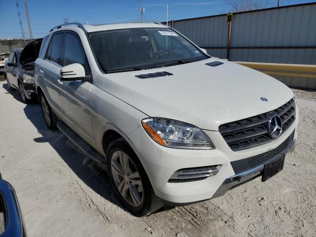 4JGDA5HB5DA238391 - 2013 MERCEDES-BENZ ML 350 4MATIC WHITE photo 4