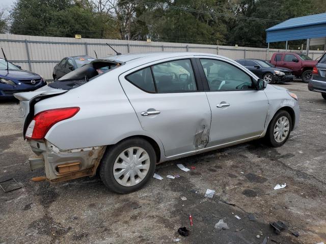 3N1CN7AP6KL852056 - 2019 NISSAN VERSA S SILVER photo 3