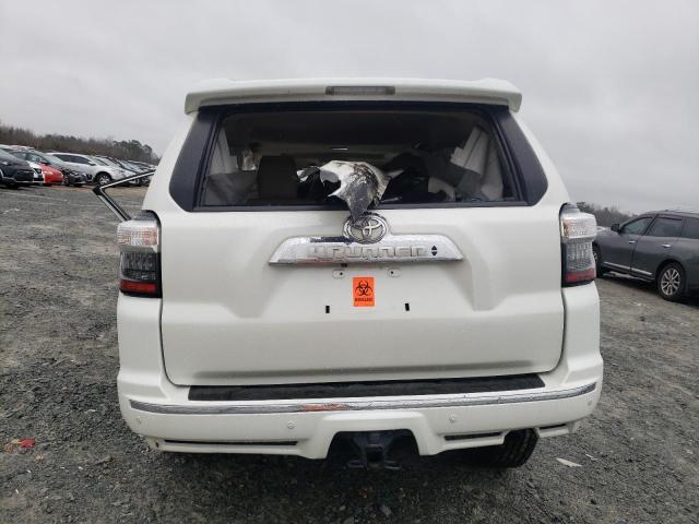 JTEZU5JR1G5136023 - 2016 TOYOTA 4RUNNER SR5 WHITE photo 6