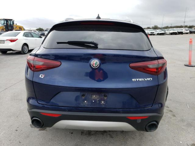 ZASFAKANXJ7B77054 - 2018 ALFA ROMEO STELVIO BLUE photo 6